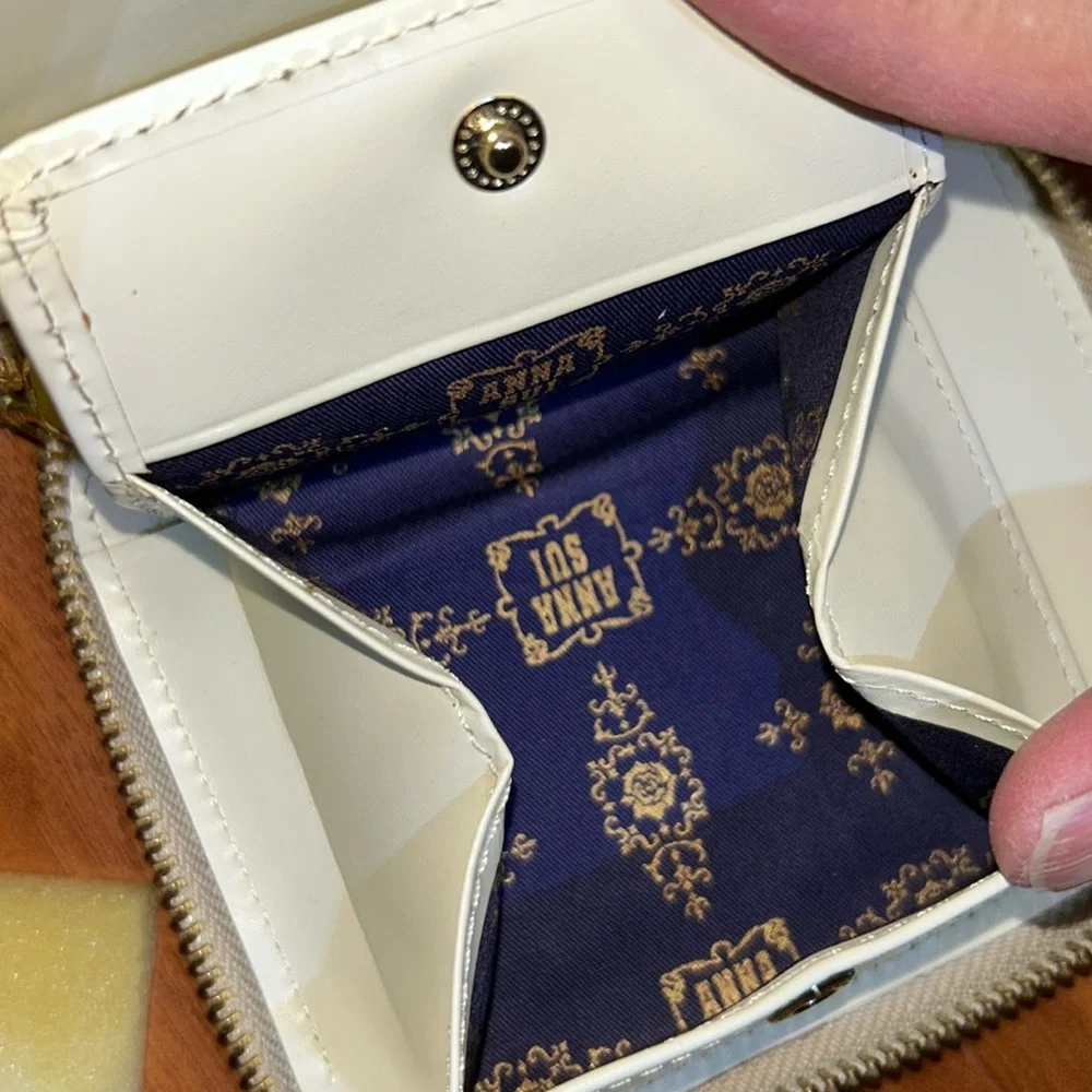 NWT Anna Sui Zip Around Wallet